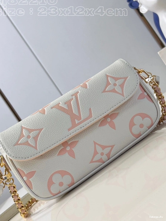 Chain VUITTON on Wallet LOUIS Ivy-23.5*12*4.3cm 0227